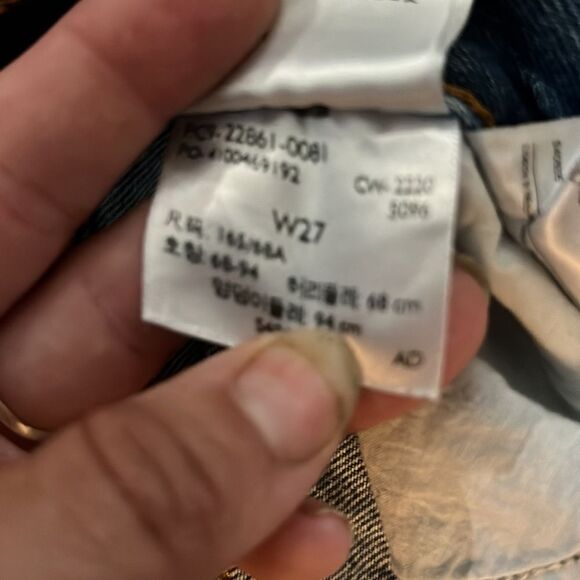 Levi’s Wedgie distressed Jeans Size 27 waist - Picture 5 of 6
